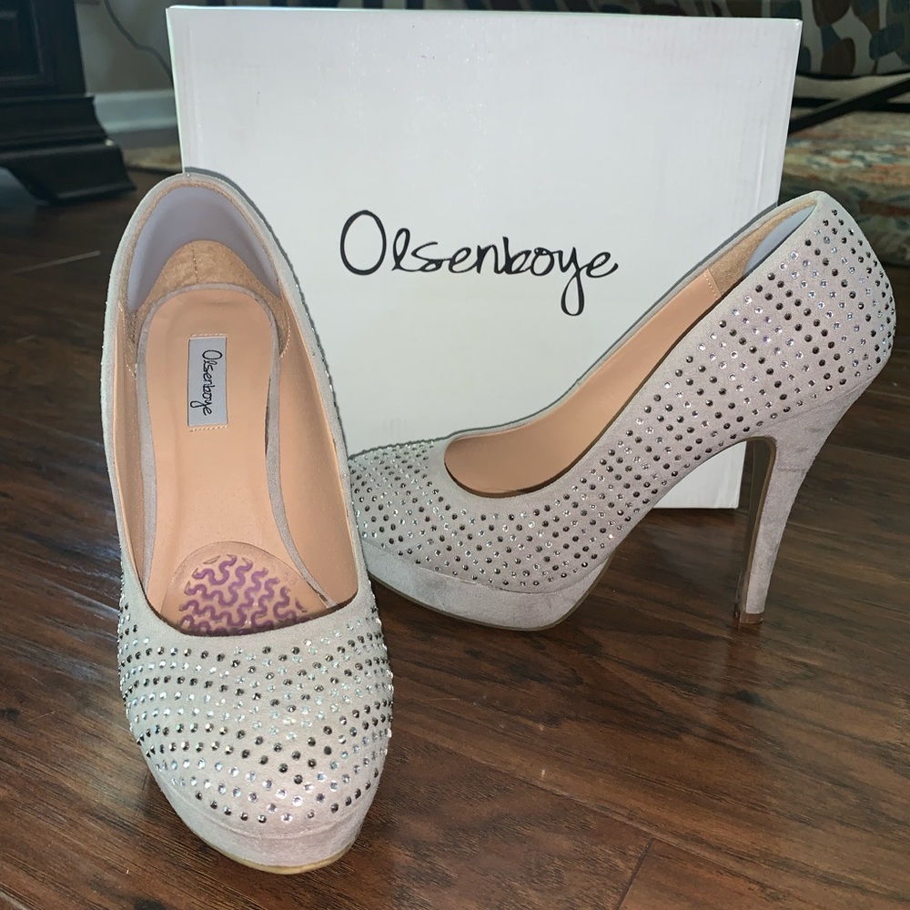 Olsenboye Pumps